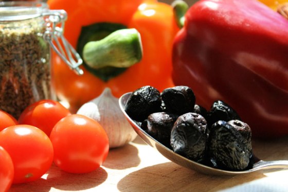 Mediterranean-Roasted-Chicken-Thighs-Ingredients